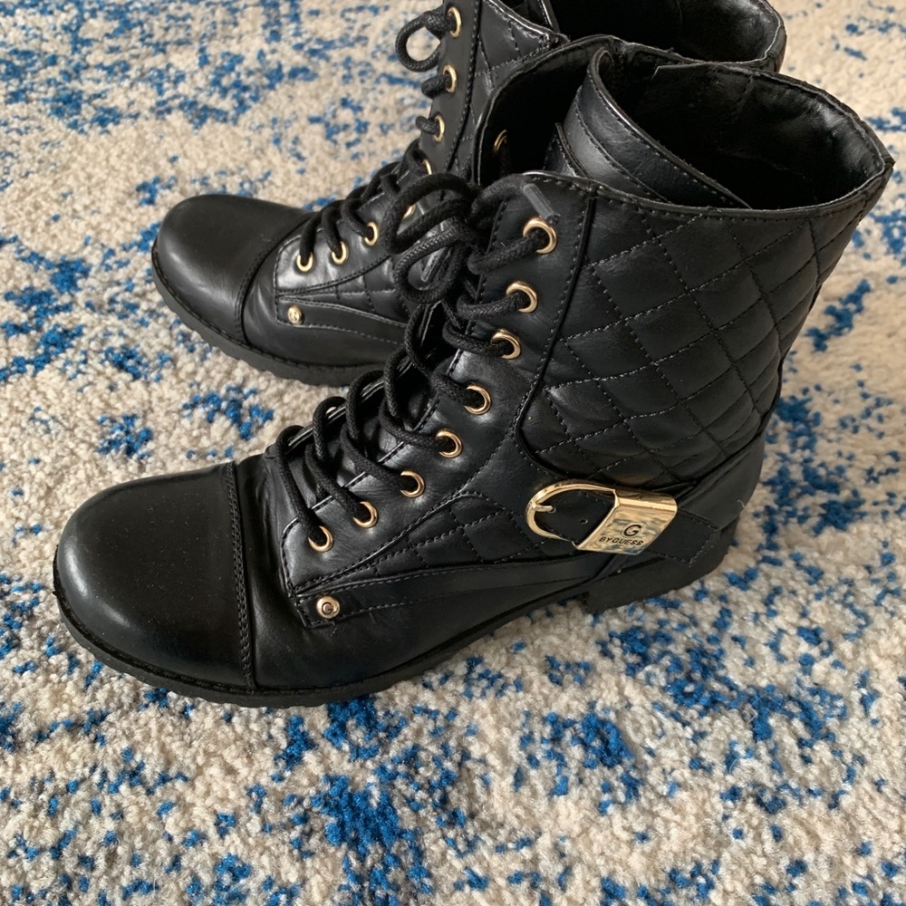 🍄G by Guess byson black and gold ankle boots - Picture 3 of 6